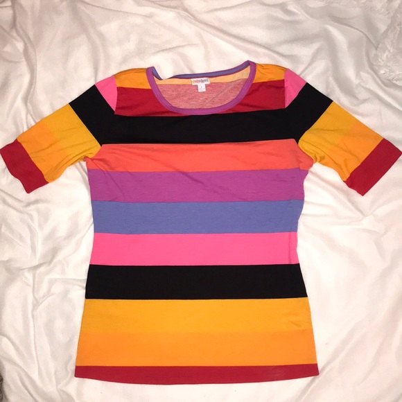 LuLaRoe Tops - LuLaRoe Striped Classic T